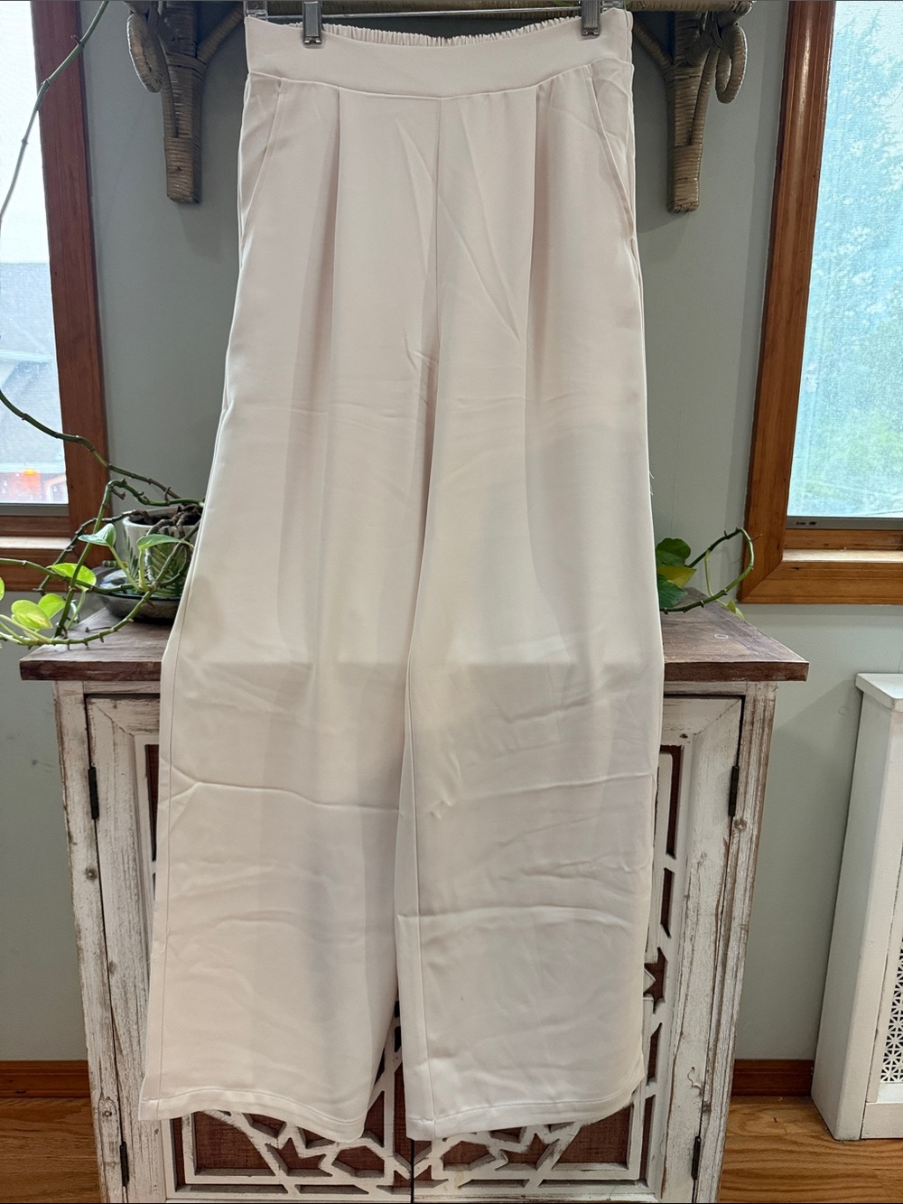 MELLODAY Wide-Leg Cream Palazzo Pants